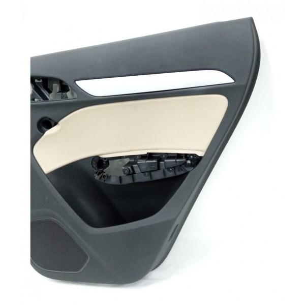 Forro Da Porta Traseira Direita Audi Q3 2016 1608117038