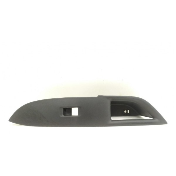 Moldura Botão Vidro Dianteiro Direito Outlander 2015