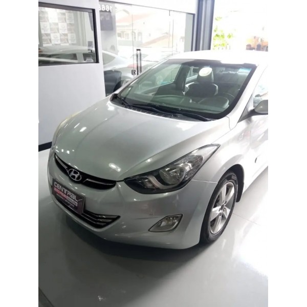 Sucata Elantra 2013 2014 Para Retirada Peças Prateado