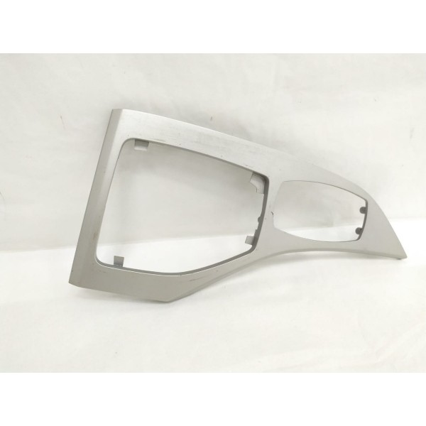 Moldura Console Central Bmw X1 2013 Detalhe