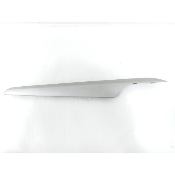 Friso Forro Porta Dianteira Esquerda Bmw X1 2012  Detalhe