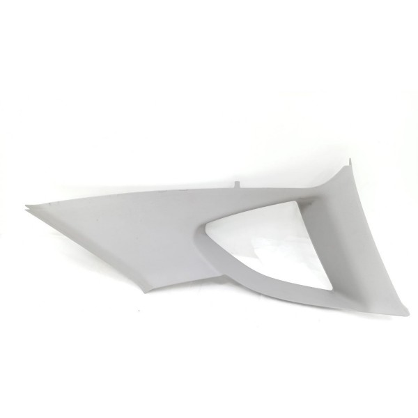 Acabamento Vigia Traseiro Direito Bmw X1 2012 2013