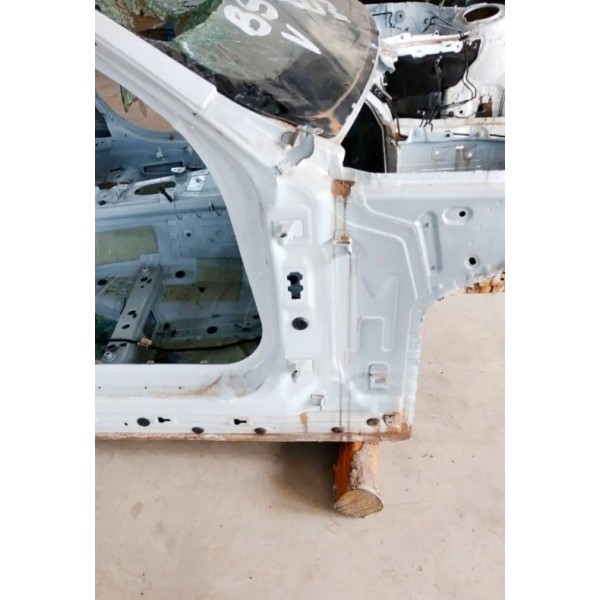 Coluna Dianteira Direita Carroceria Bmw 320i 2015 2016 