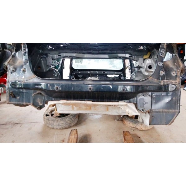 Painel Traseiro Carroceria Bmw 320i 2015 2016 