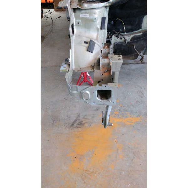 Longarina Direita Peugeot 2008 2017