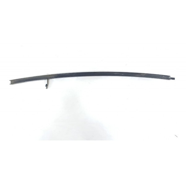 Guia Canaleta Vidro Porta Traseira Esquerda Amarok 2011