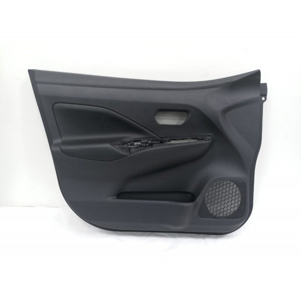 Forro Porta Dianteira Esquerda Nissan Versa 2021