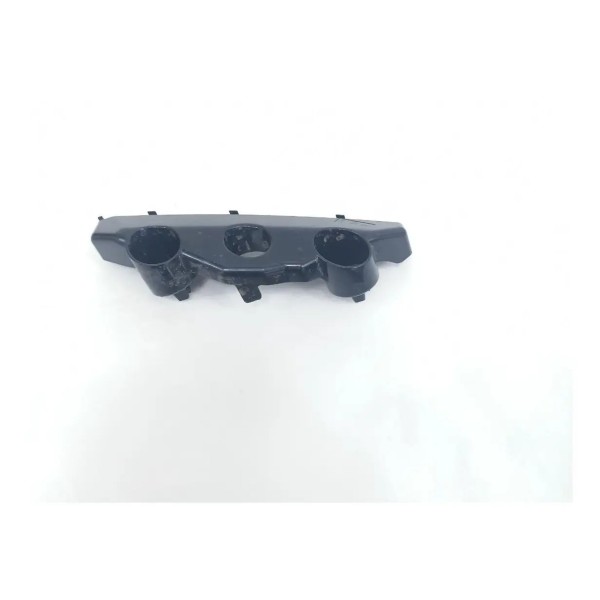 Guia Paralama Direito Nissan Versa 2021