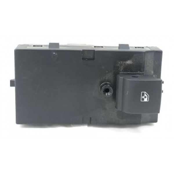 Botão Vidro Porta Dianteira Direita Gm Tracker 2015