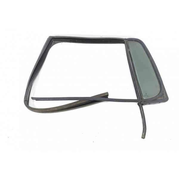 Vidro Fixo Porta Traseira Esquerda Vw Amarok 2011