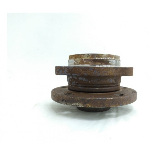 Cubo Rolamento Roda Traseiro Direito Vw Tiguan Tsi 2011