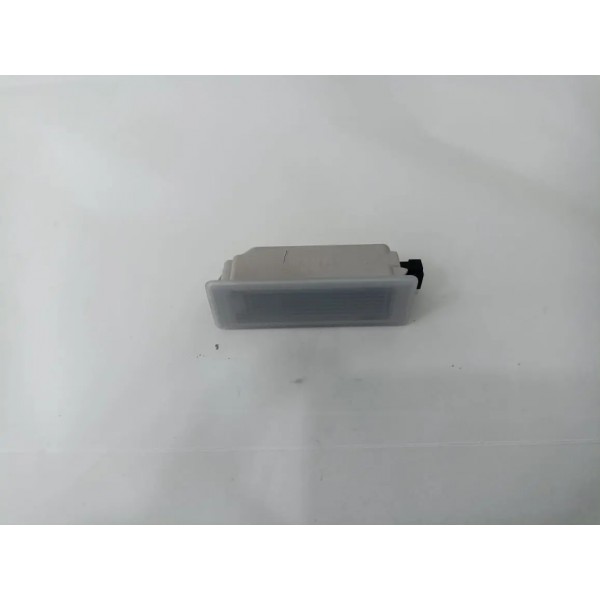 Luz Cortesia Forro Porta Malas Lado Direito Bmw X4 2017