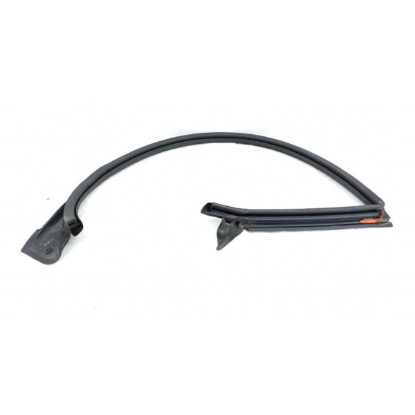 Borracha Guarnição Direita Audi Rs5 4.2 V8 2011