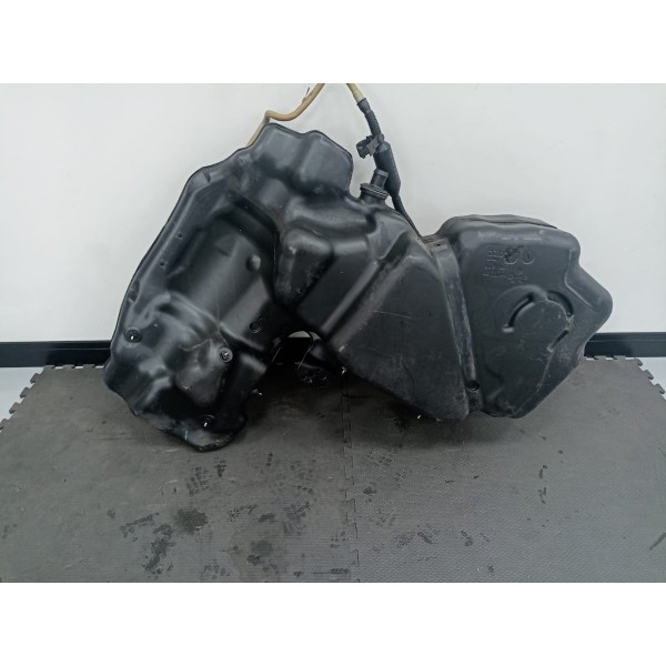Tanque Combustível Audi Rs5 4.2 V8 2011 Detalhe