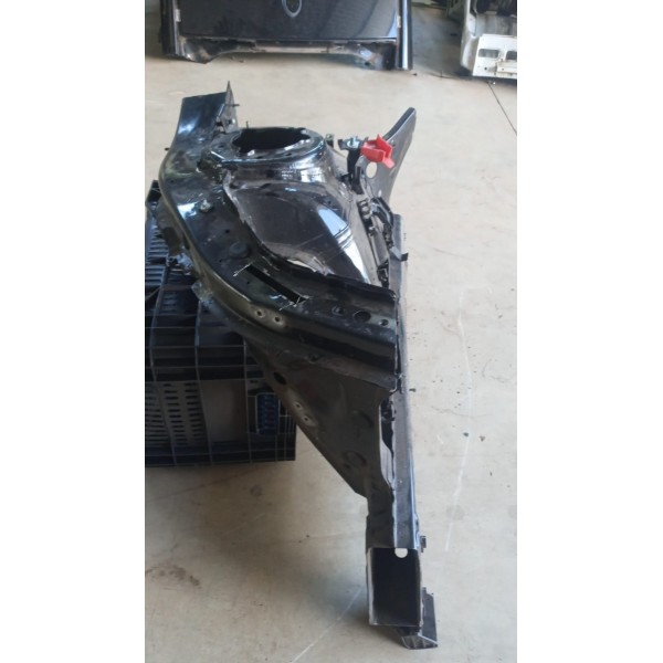 Longarina Dianteira Direita Bmw X4 2017