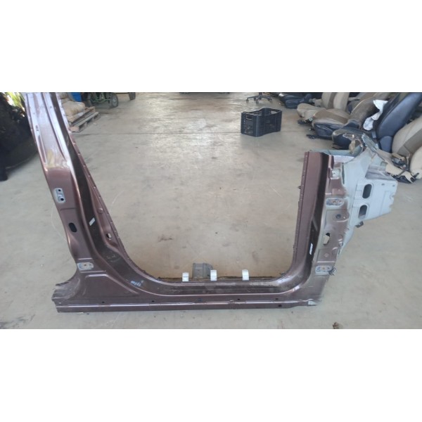 Coluna De Porta Direita Nissan Kicks Preto