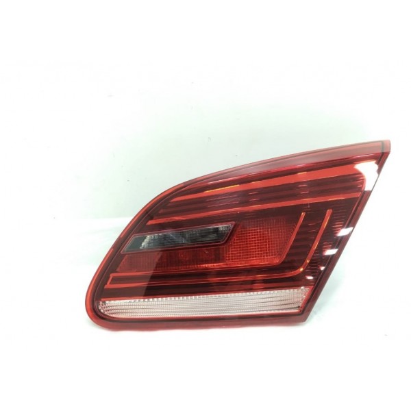 Lanterna Direita Tampa Traseira Vw Passat Cc 2014 Direito/passageiro