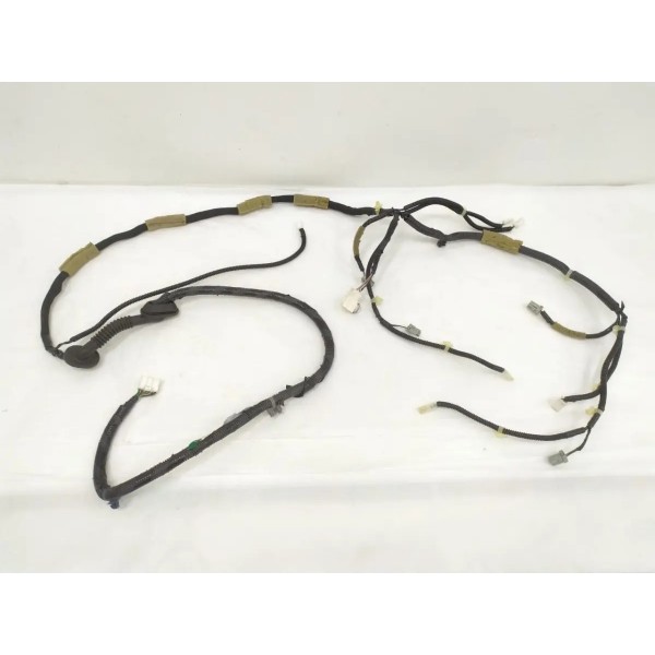 Chicote Tampa Traseira Honda Wrv 2018 32109try