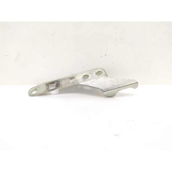 Suporte Maçaneta Externa Traseira Esquerda Onix 2020 Prateado