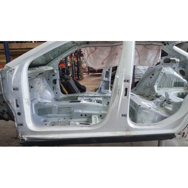 Coluna De Porta Esquerda Volkswagen Nivus 2021 Branco