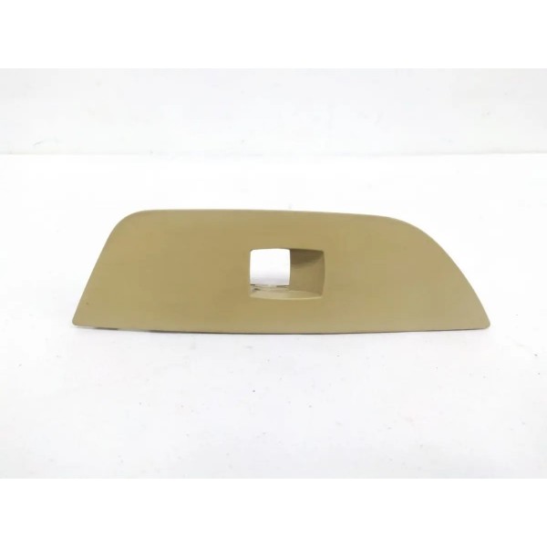 Moldura Botão Vidro Dianteiro Direito Bmw X1 2013