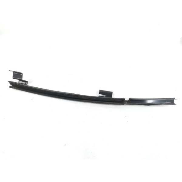 Guia Vidro Traseiro Esq Chrysler Town Country 2008
