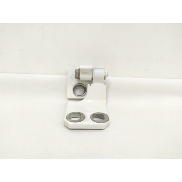 Dobradiça Inferior Traseira Esquerda Jeep Renegade 2019