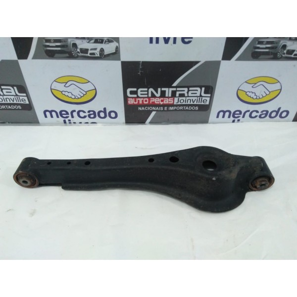 Bandeja Traseira Suspensão Toyota Hilux 2014