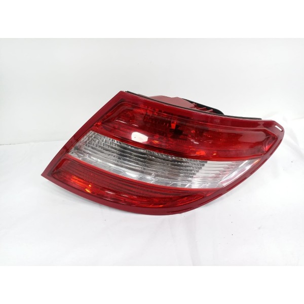 Lanterna Traseira Direita Mercedes Benz C300 V6 2011 Direito