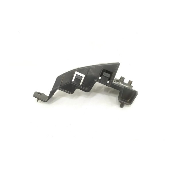 Suporte Direito Parachoque Traseiro Fiat Argo 2020 2021