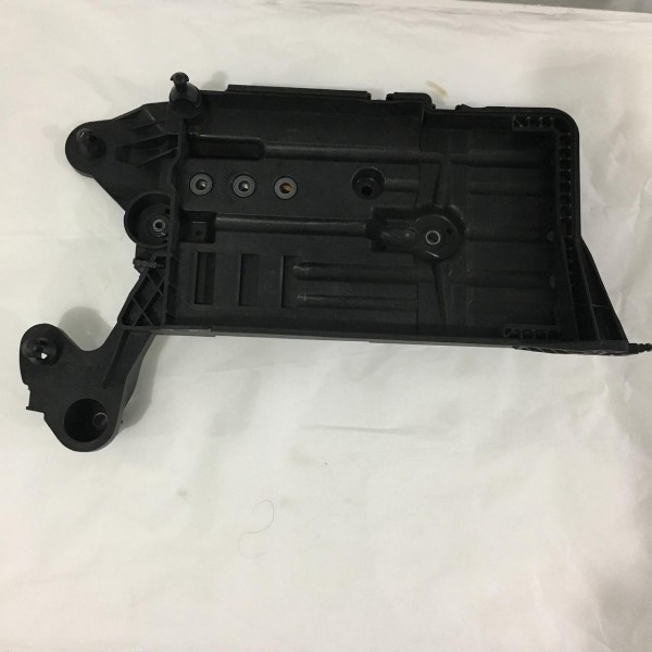 Suporte Bandeja Bateria Vw Golf Tsi 1.0 2018