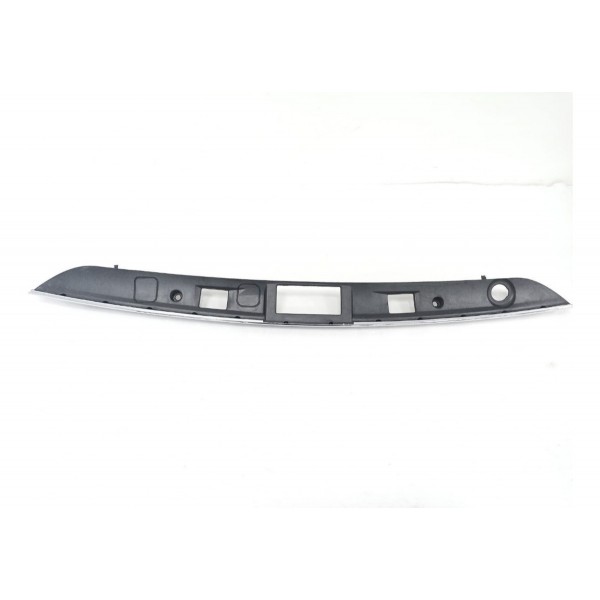 Aplique Cromado Tampa Traseira Mercedes C300 V6 2011