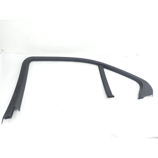 Guarnição Porta Traseira Direita Benz C300 V6 2011