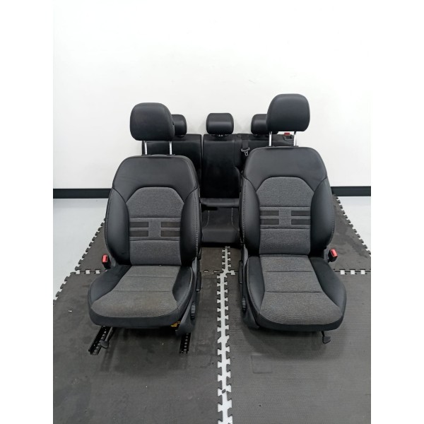 Jogo De Banco Mercedes Gla200 2015 2016