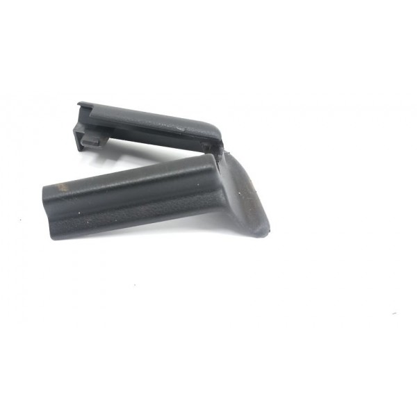 Acabamento Trilho Dianteiro Esquerdo Mercedes Gla200 2016