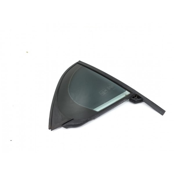 Vidro Fixo Traseira Direita Mercedes Gla200 2016