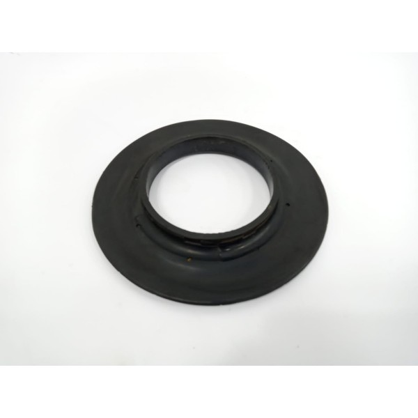 Calço Coifa Dianteira Esquerda Gla 200 2015 2016