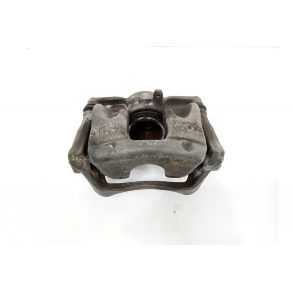 Pinça Freio Dianteira Direita Mercedes Gla 200 2016