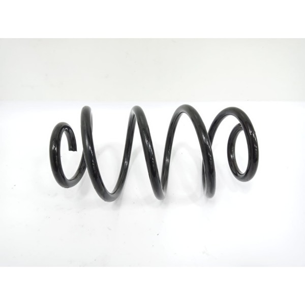 Mola Suspensão Traseira Direita Mercedes Gla 200 2016