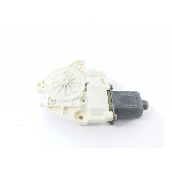 Motor Máquina De Vidro Dianteiro Direito Gla 200  2016