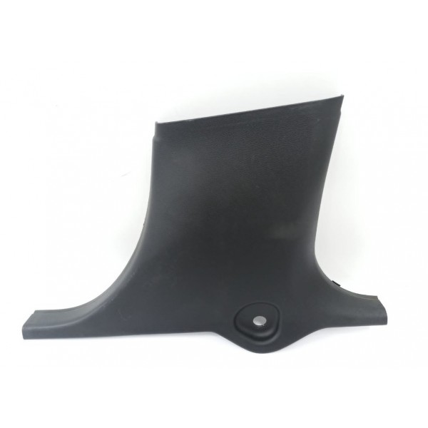 Acabamento Inferior Coluna Direito Gla 200 2015 2016