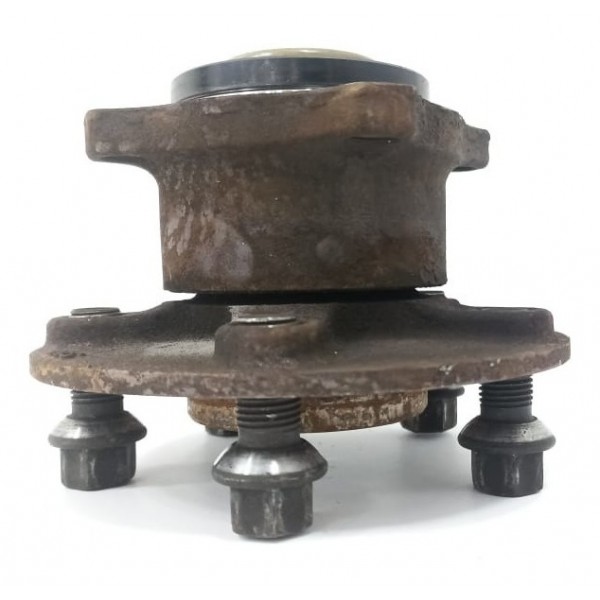 Cubo Roda Traseira Esquerda Mercedes Gla200 2016