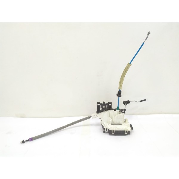 Fechadura Porta Traseira Esquerda Mercedes A200 2014