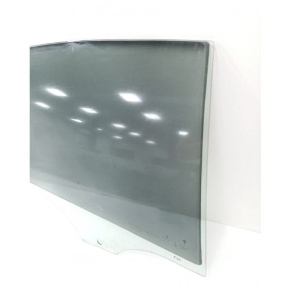 Vidro Porta Traseiro Direito Bmw 320i 2015