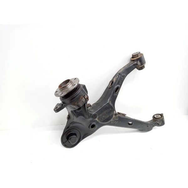 Montante Manga Eixo Traseiro Esquerdo Citroen Jumpy 2020