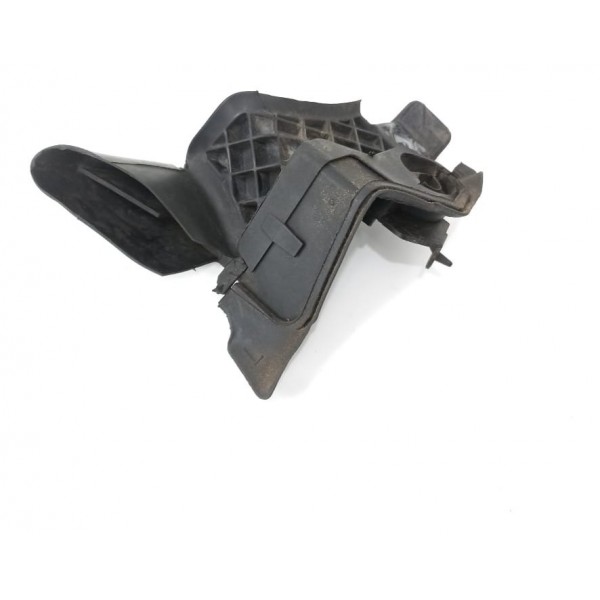 Defletor Esquerdo Radiador Bmw X1 2012