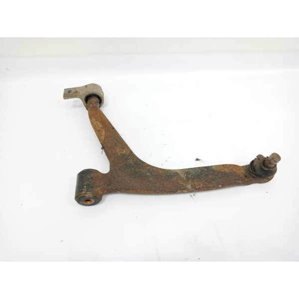 Balança Dianteira Esquerda Peugeot Partner 2003 Detalhe