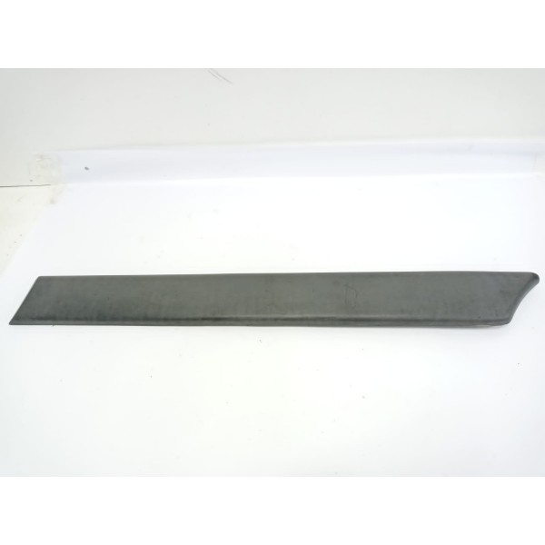 Aplique Porta Dianteira Esquerd Peugeot Partner 2003 Detalhe