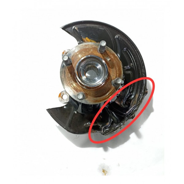 Montante Dianteiro Esquerdo Nissan Kicks 2021 Detalhe