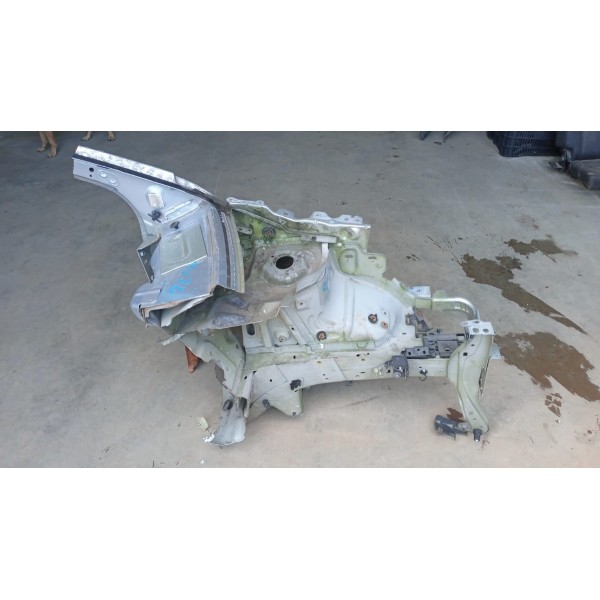 Caixa De Roda Esquerda Peugeot 2008 2018